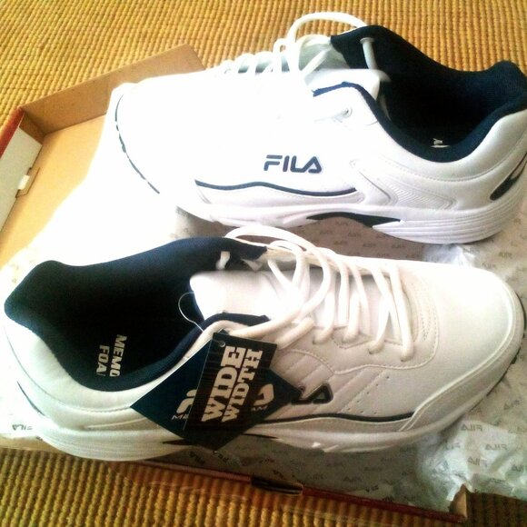 Memory Foam Fila Sportland: Wide (4E).  Lightweight. New